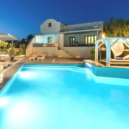 Luxury Santorini Villa 4 Bedroom Villa Secluded Location Private Pool Megalochori